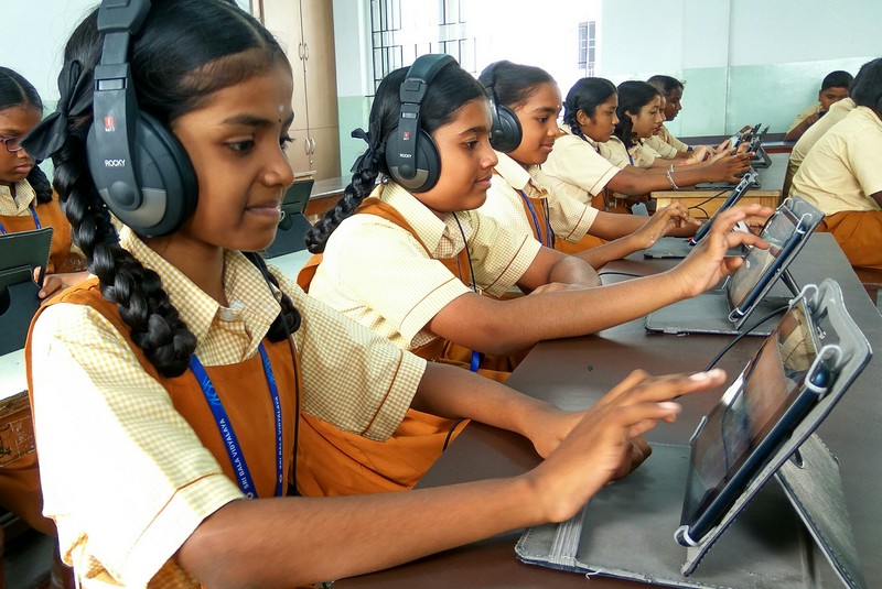 English lab — Sri Bala Vidyalaya
