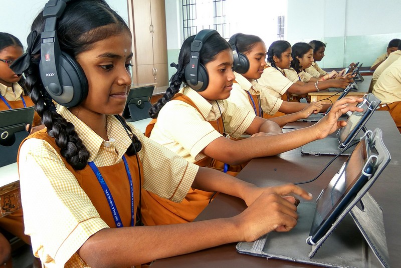 English lab — Sri Bala Vidyalaya