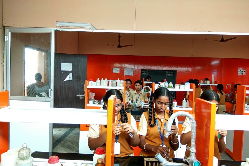 Chemistry lab — Sri Bala Vidyalaya