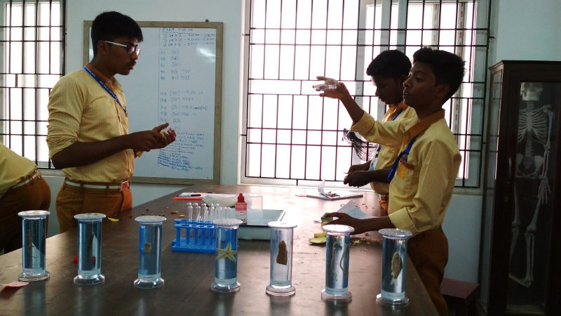 Biology lab — Sri Bala Vidyalaya